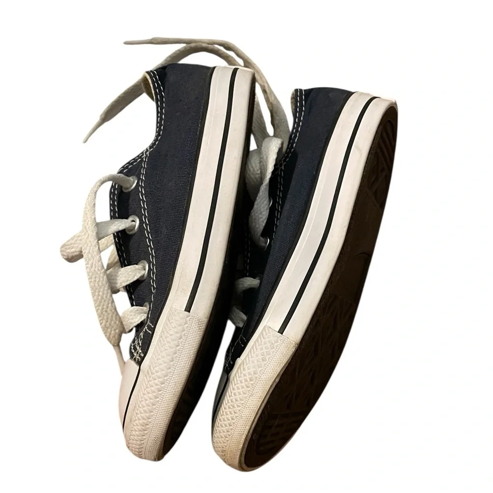 Converse Chuck‎ Taylor Toddler Size 9 Navy Blue Sneakers